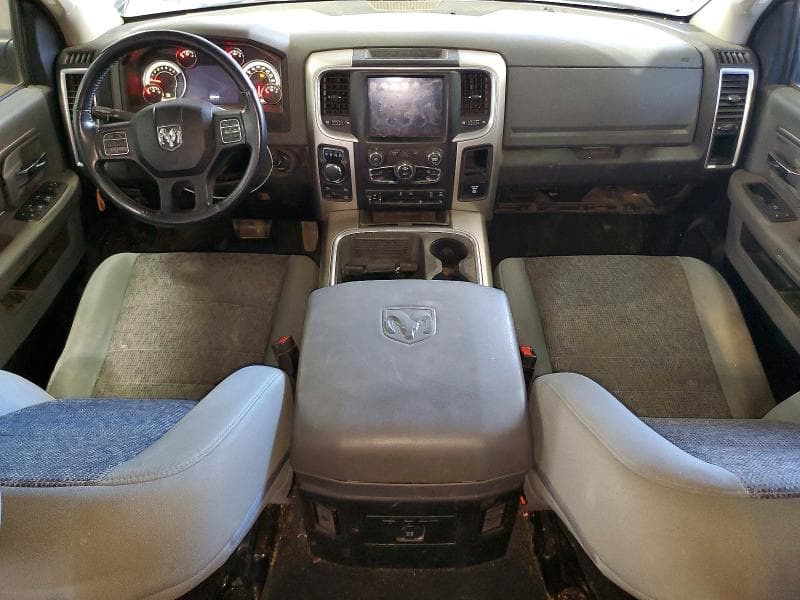 2019 RAM 1500 CLASSIC SLT 8