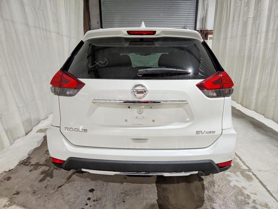 2017 NISSAN ROGUE SV 6