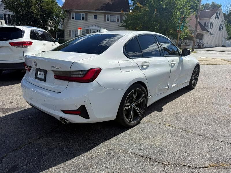 2022 BMW 330XI 3