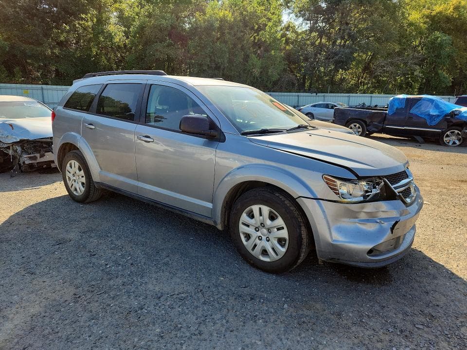 2020 DODGE JOURNEY SE 4