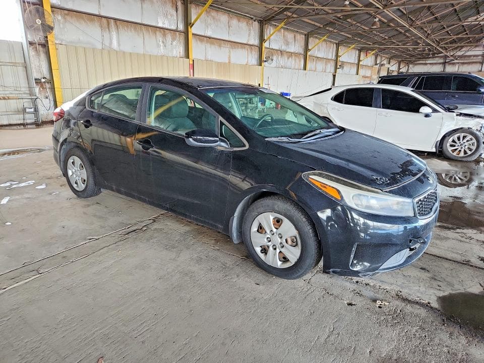 2017 KIA FORTE LX 4