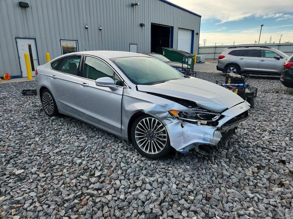2017 FORD FUSION SE 4