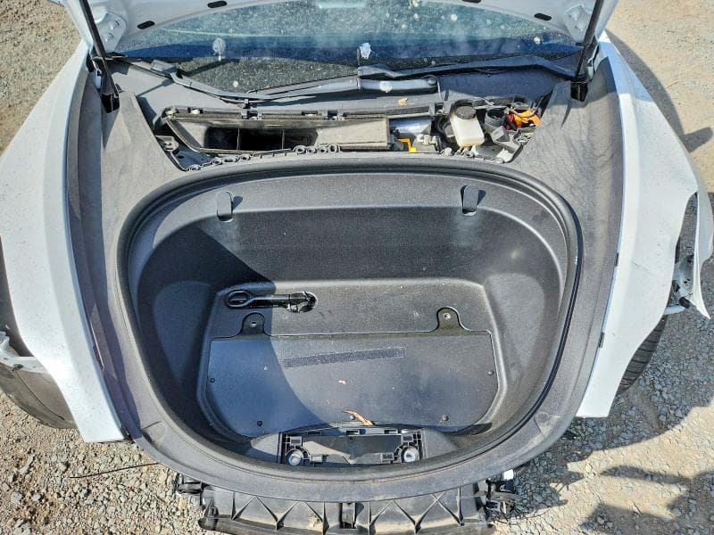 2018 TESLA MODEL 3 11