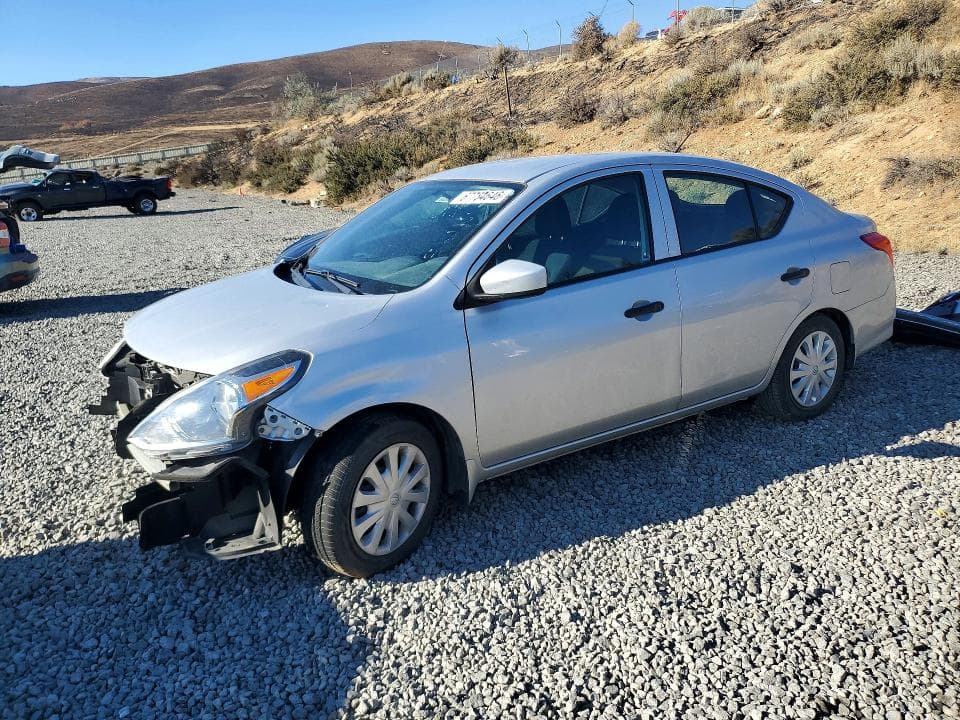 2019 NISSAN VERSA S