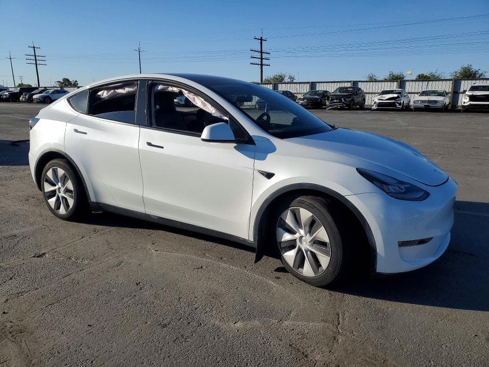 2021 TESLA MODEL Y 4