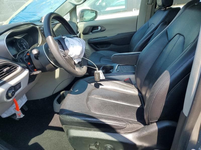 2022 CHRYSLER PACIFICA TOURING L 7