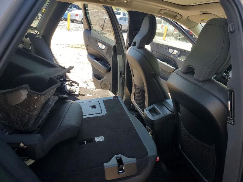 2025 VOLVO XC60 PLUS 10