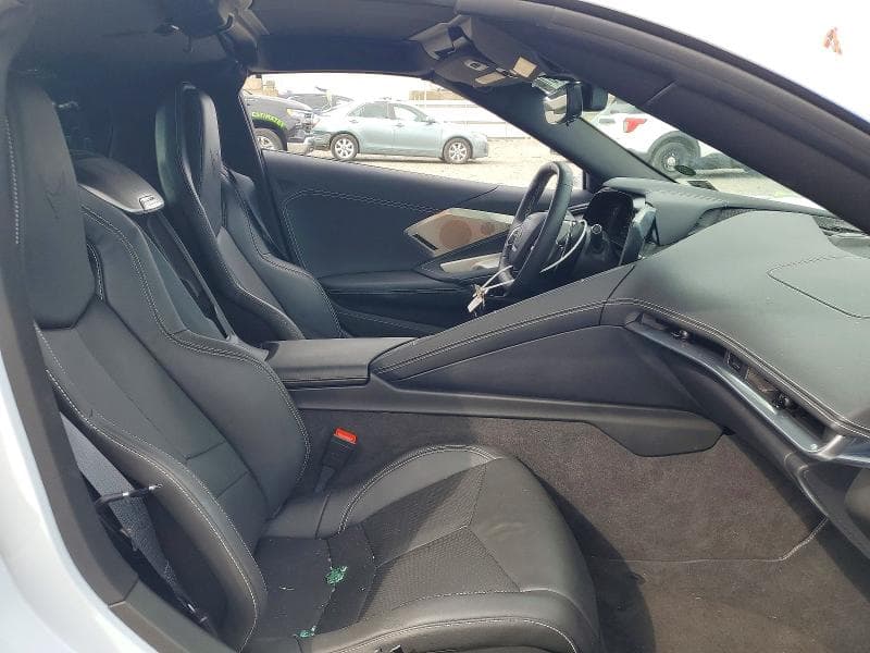 2024 CHEVROLET CORVETTE STINGRAY 2LT 10
