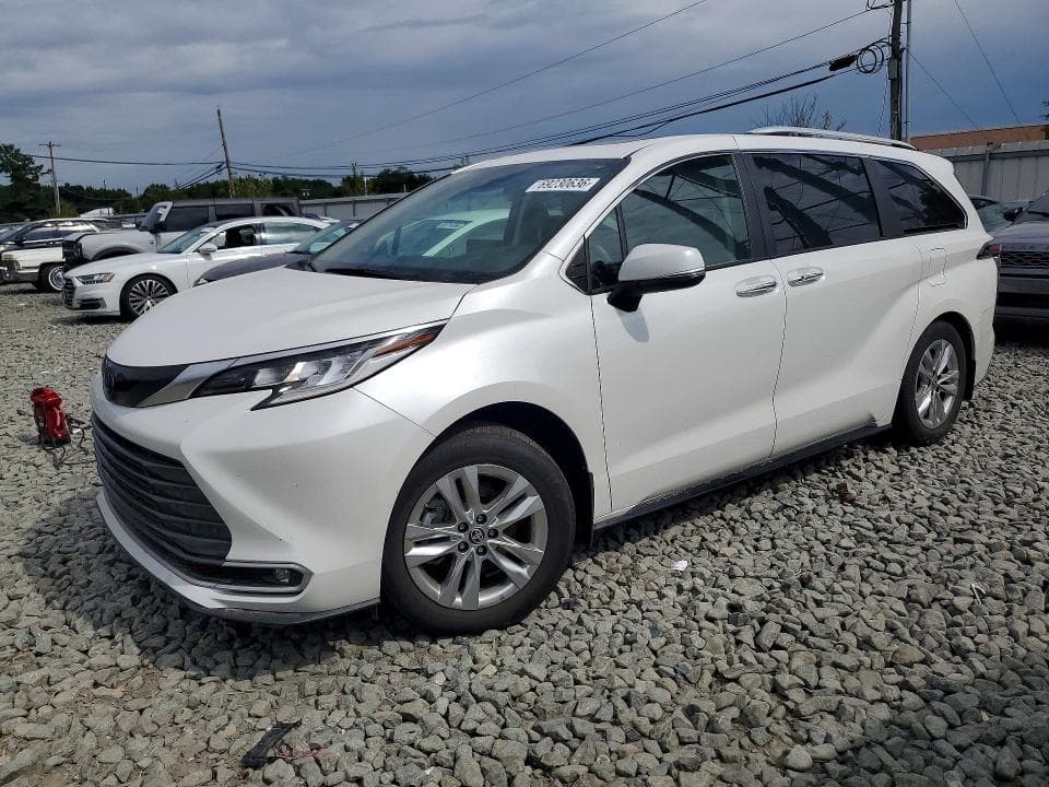2023 TOYOTA SIENNA LIMITED 7-PASSENGER