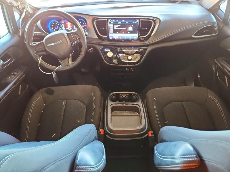 2021 CHRYSLER PACIFICA TOURING 8