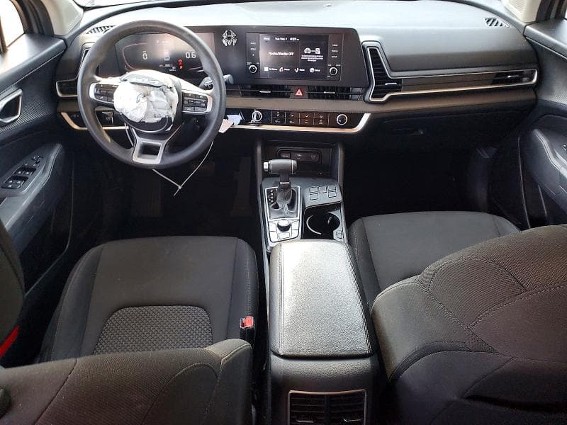 2024 KIA SPORTAGE LX 8