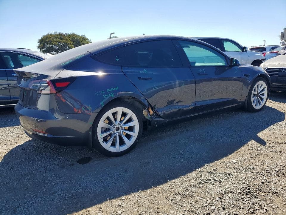 2023 TESLA MODEL 3 3
