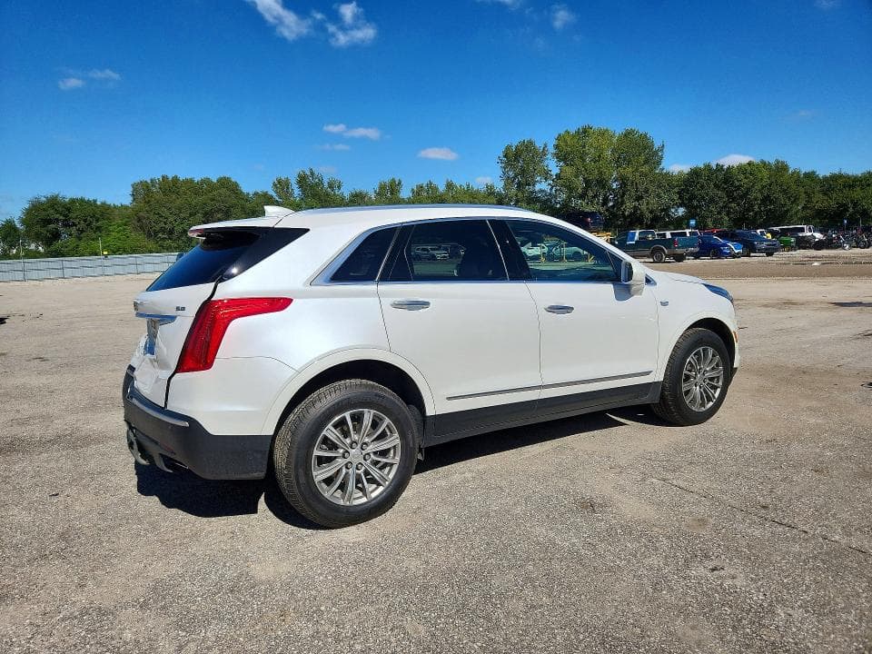 2019 CADILLAC XT5 LUXURY 3