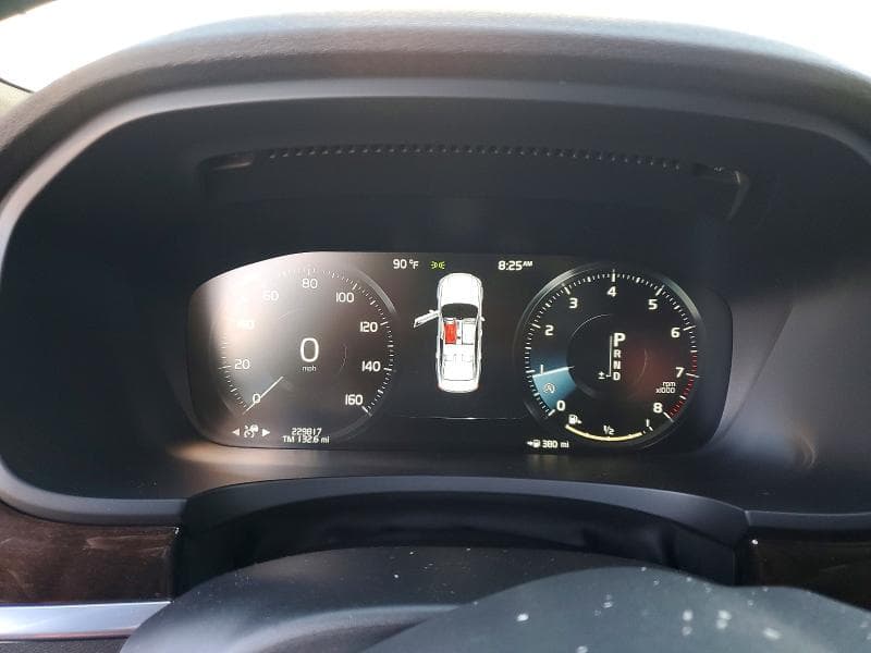 2020 VOLVO S90 T6 MOMENTUM 9