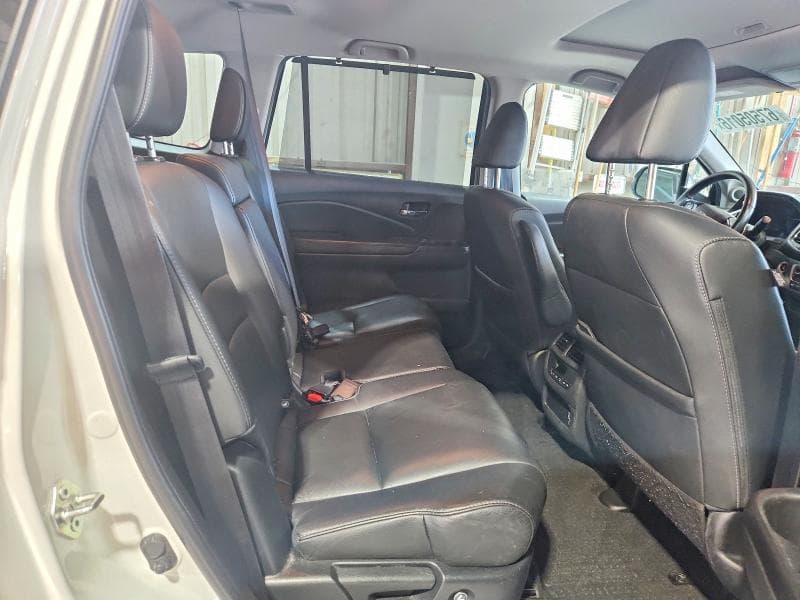 2021 HONDA PILOT SE 11