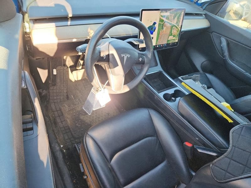 2021 TESLA MODEL Y 8