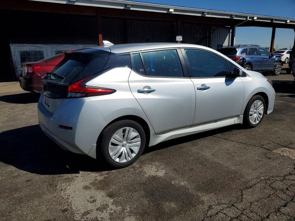 2025 NISSAN LEAF S 3