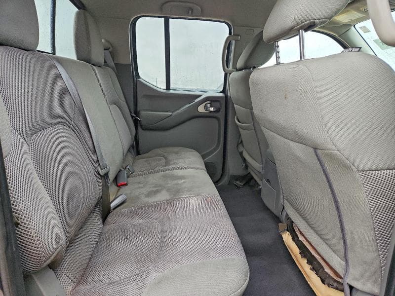 2019 NISSAN FRONTIER SV 10