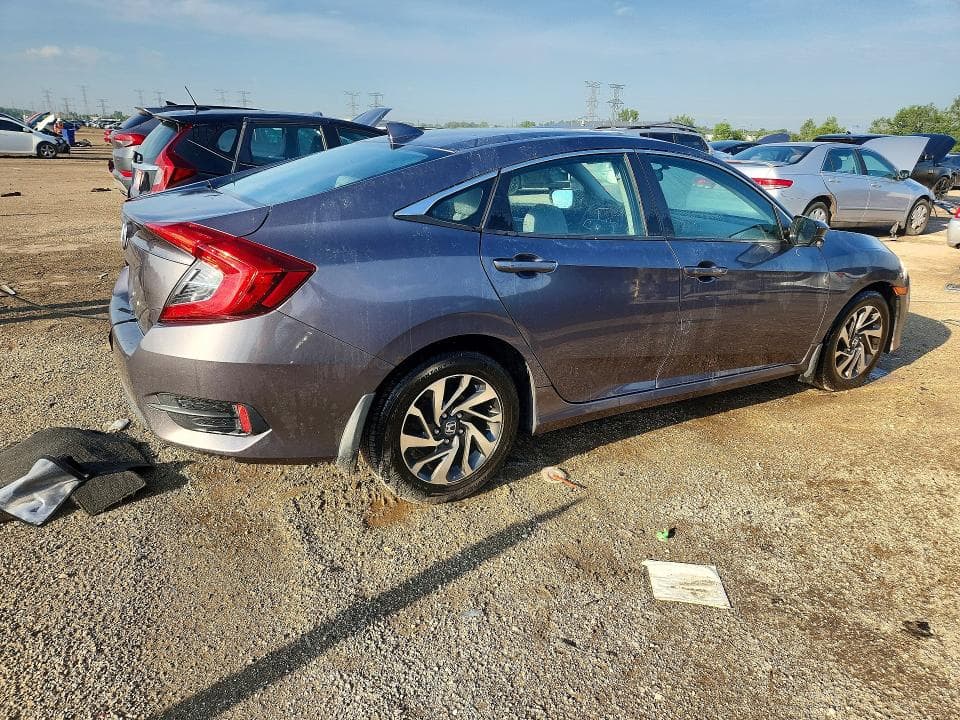 2018 HONDA CIVIC EX 3