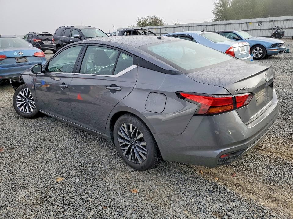2026 NISSAN ALTIMA SV 2