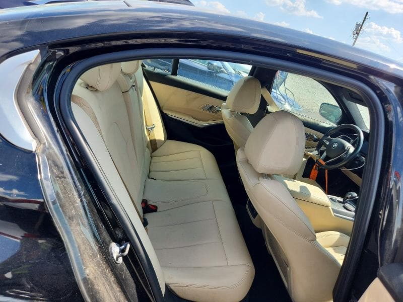 2020 BMW 330I 10