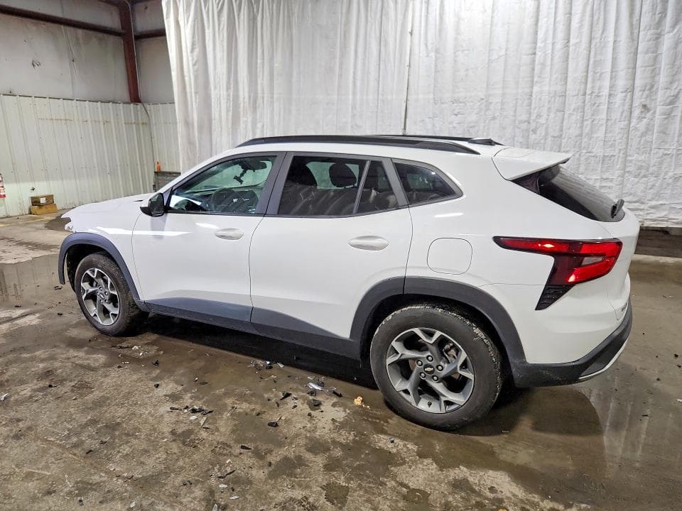 2025 CHEVROLET TRAX 1LT 2