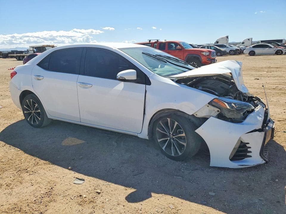 2018 TOYOTA COROLLA SE 4