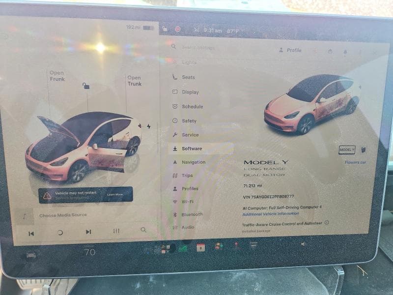 2023 TESLA MODEL Y 9