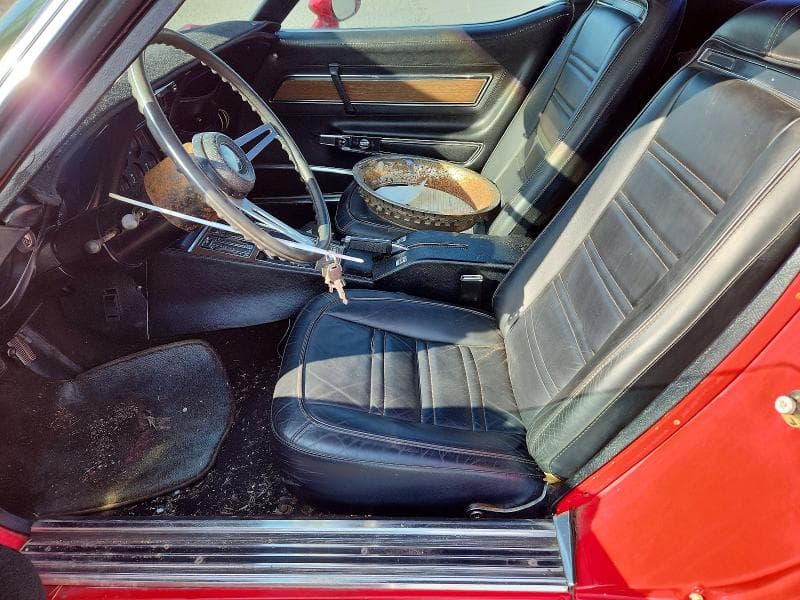 1975 CHEVROLET UK 7