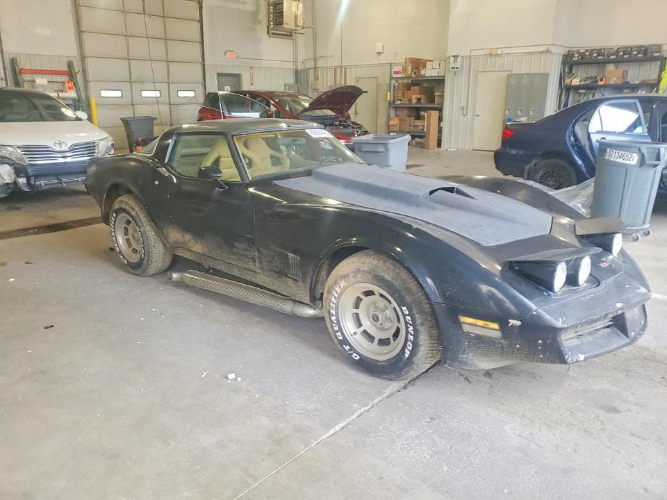1981 CHEVROLET CORVETTE 4