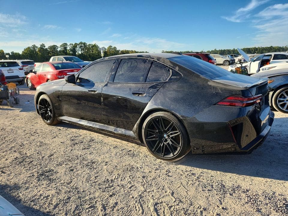 2025 BMW M5 2