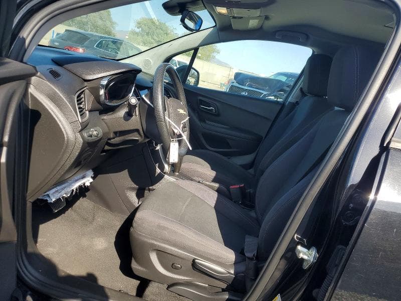 2020 CHEVROLET TRAX LS 7