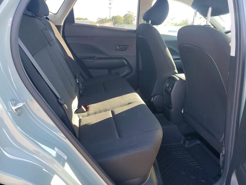 2024 HYUNDAI KONA SEL 11