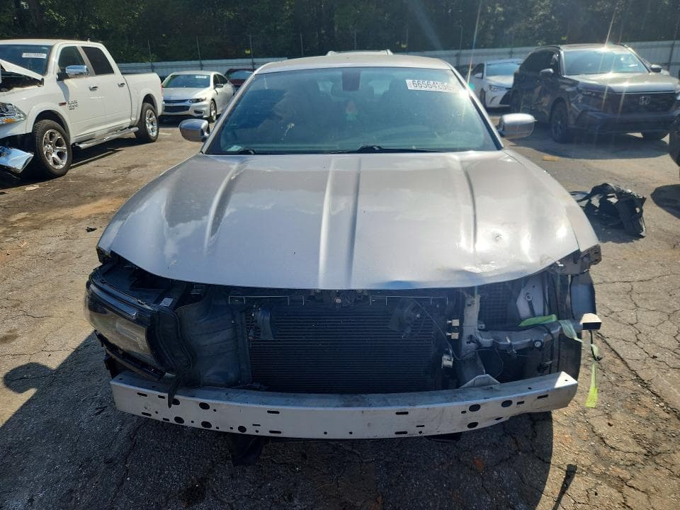2017 DODGE CHARGER SE 5