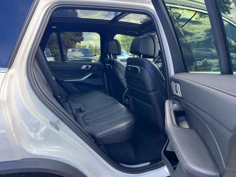 2025 BMW X5 XDRIVE50E 6