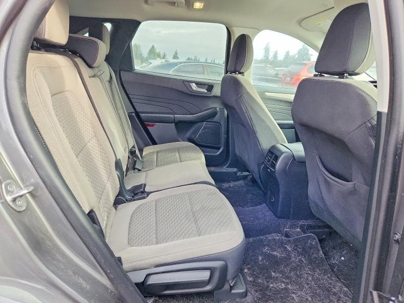 2021 FORD ESCAPE SE 11