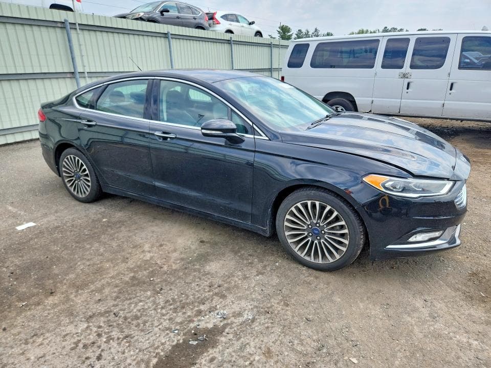 2017 FORD FUSION SE 4