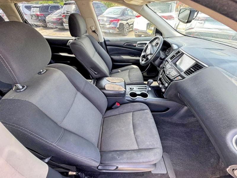 2019 NISSAN PATHFINDER SV 5