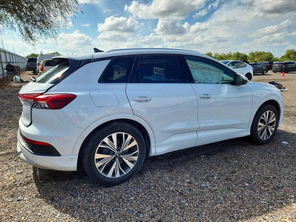 2023 AUDI Q4 E-TRON PREMIUM PLUS 3