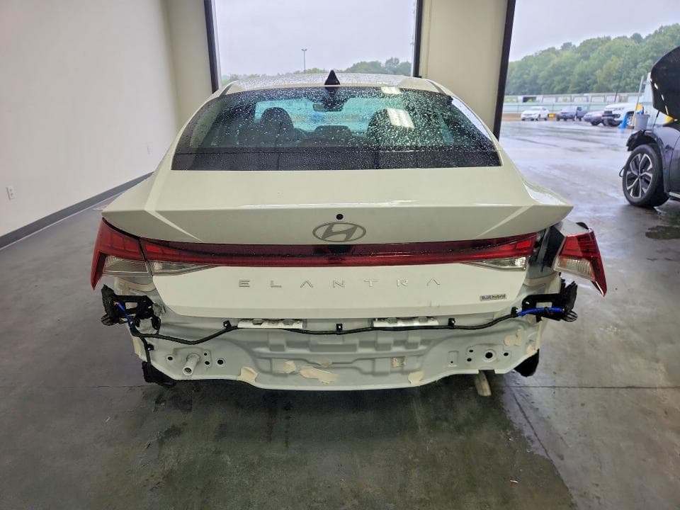 2026 HYUNDAI ELANTRA HYBRID BLUE 6