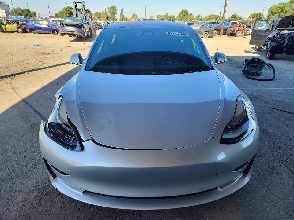 2018 TESLA MODEL 3 5