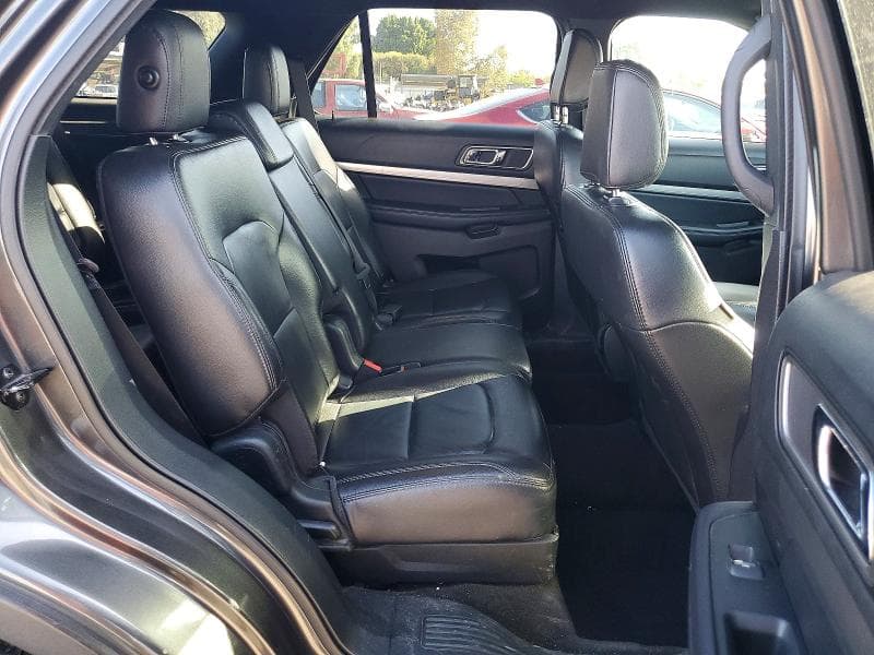 2018 FORD EXPLORER XLT 11