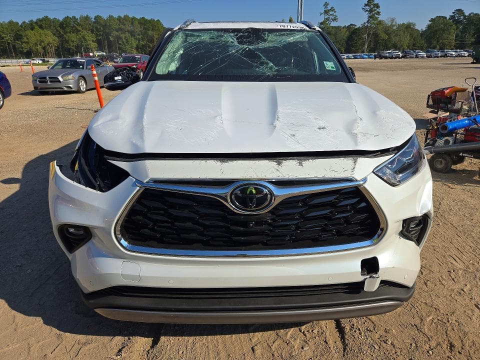 2025 TOYOTA HIGHLANDER HYBRID PLATINUM 5