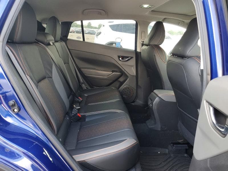 2025 SUBARU CROSSTREK LIMITED 11