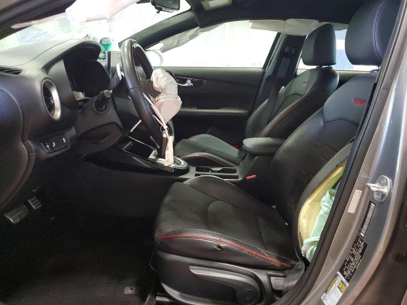 2023 KIA FORTE GT 7