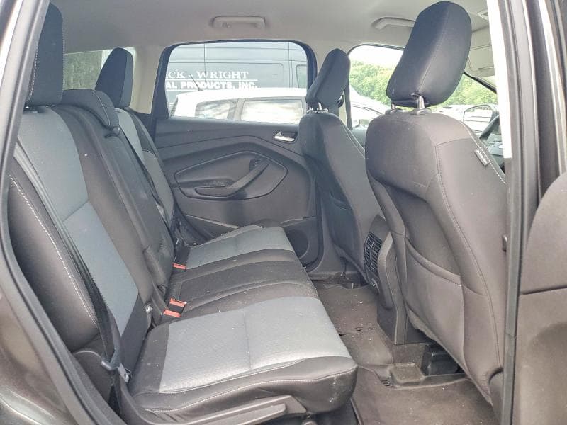 2018 FORD ESCAPE SE 11