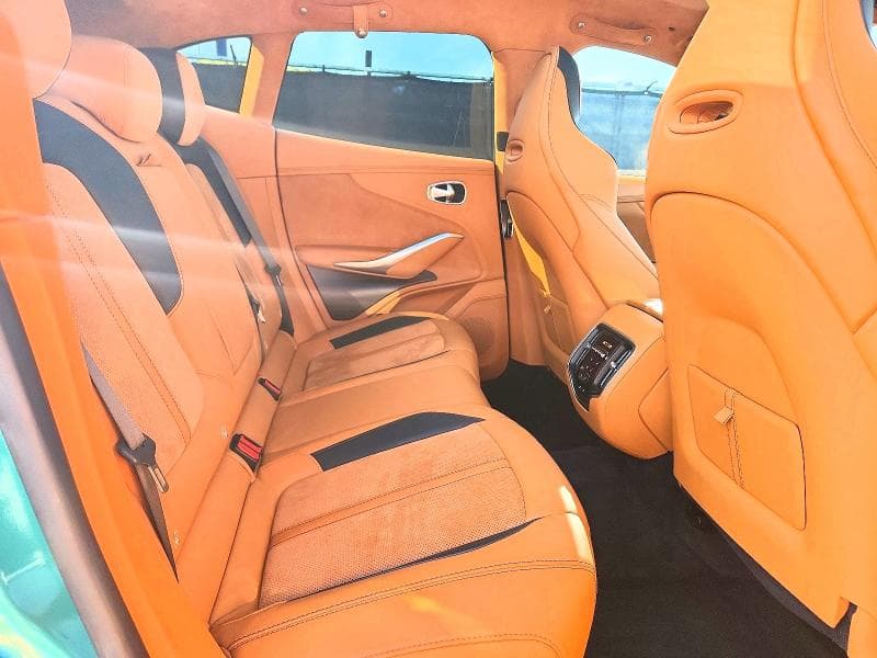 2022 ASTON MARTIN DBX 11