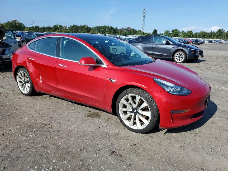 2018 TESLA MODEL 3 4