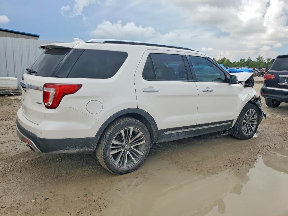 2017 FORD EXPLORER PLATINUM 3