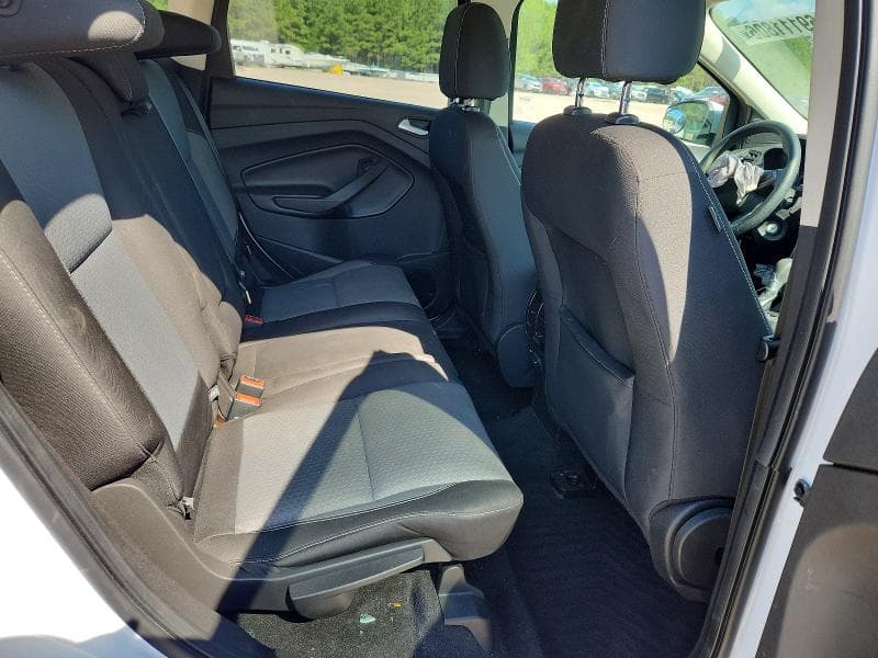 2017 FORD ESCAPE SE 11